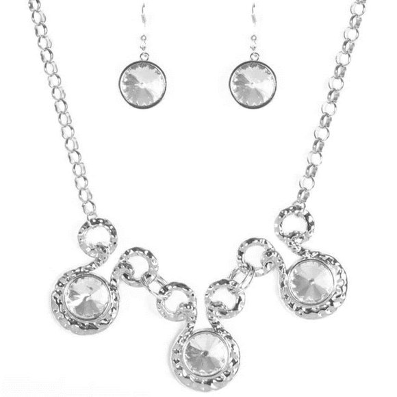 Hypnotized - Silver Necklace Set - Picture 3 of 3